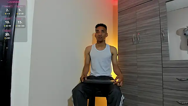 Snapshot of kenan_2601 chatting on November 4, 2025, 6:44 pm kenan 2601 online show from November 4, 2025, 6:44 pm