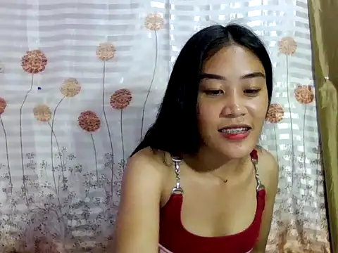 Snapshot of YourWildestDoll chatting on October 22, 2025, 2:49 pm YourWildestDoll online show from October 22, 2025, 2:49 pm