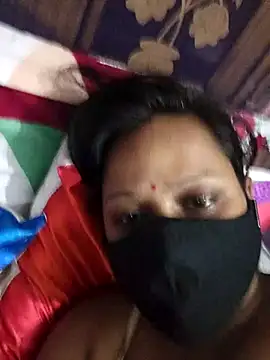 shalubhabhi69 online show from October 28, 2025, 7:46 pm