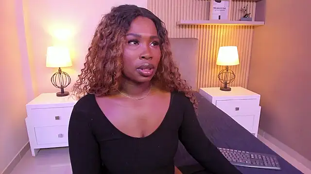 Snapshot of SerenaWinslow chatting on January 14, 2026, 11:58 am SerenaWinslow online show from January 14, 2026, 11:58 am