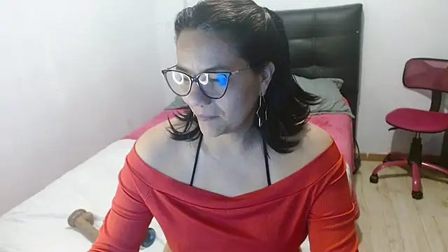 Snapshot of Megan_Milf__ chatting on March 23, 2026, 12:05 pm Megan Milf online show from March 23, 2026, 12:05 pm