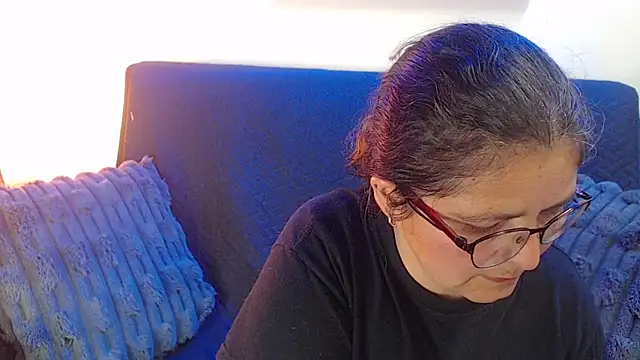 Linda banks  online show from December 3, 2025, 1:39 am