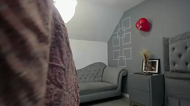 AliceBlackx online show from February 21, 2026, 11:45 am