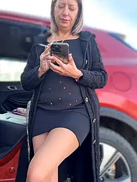 Milena-MilfaXXX online show from November 24, 2025, 5:40 am