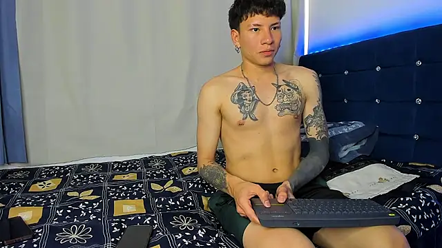 Tatiiana n Damiian online show from September 24, 2025, 9:32 pm