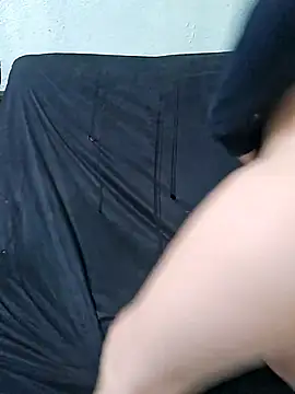 nataliazinha online show from April 9, 2026, 10:32 am