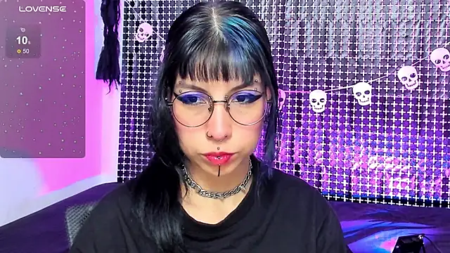 Rose 72 online show from November 28, 2025, 7:36 pm