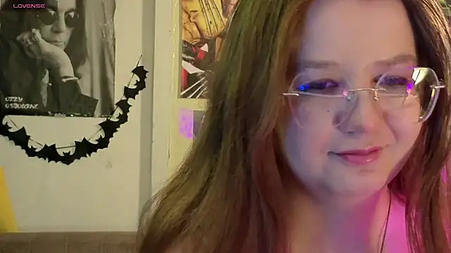 Sienna-Cow online show from November 5, 2025, 12:41 pm