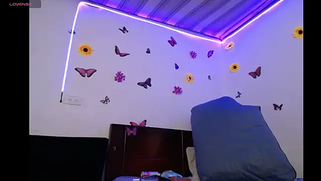 Julieta Big online show from September 28, 2025, 6:09 am