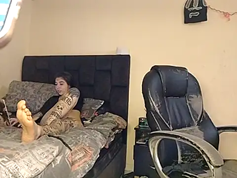 Snapshot of saenzjulieta1 chatting on October 15, 2025, 5:21 pm saenzjulieta1 online show from October 15, 2025, 5:21 pm