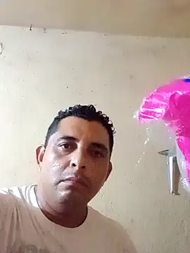 Snapshot of 125Delfin90 chatting on December 17, 2025, 11:04 am 125Delfin90 online show from December 17, 2025, 11:04 am