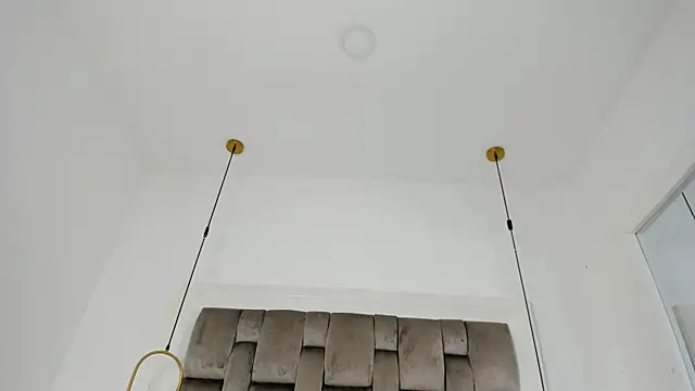 OnlyGia online show from April 7, 2026, 3:41 am