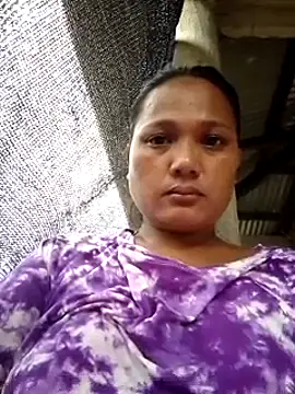 lady helen00 online show from November 23, 2025, 10:09 pm