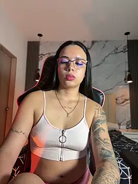 Snapshot of soy_kylebrown chatting on September 12, 2025, 3:45 pm soy kylebrown online show from September 12, 2025, 3:45 pm