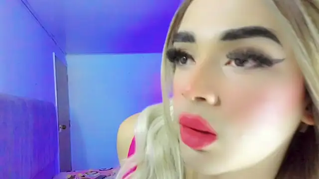 HANNAH BACKERS online show from December 14, 2025, 9:31 pm