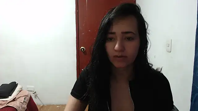 Snapshot of annie_clark2 chatting on March 5, 2025, 8:10 pm annie clark2 online show from March 5, 2025, 8:10 pm