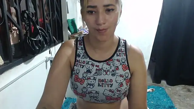 Snapshot of annie_clark2 chatting on October 24, 2025, 9:47 pm annie clark2 online show from October 24, 2025, 9:47 pm