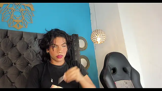 bxby dolls online show from October 6, 2025, 4:46 am