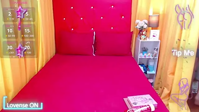 Snapshot of XxAnna_HornyxX chatting on November 24, 2025, 4:18 pm XxAnna HornyxX online show from November 24, 2025, 4:18 pm