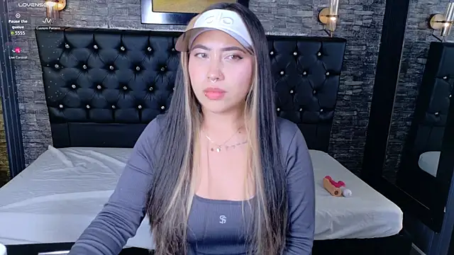  ManuVeelez online show from February 14, 2026, 7:41 am