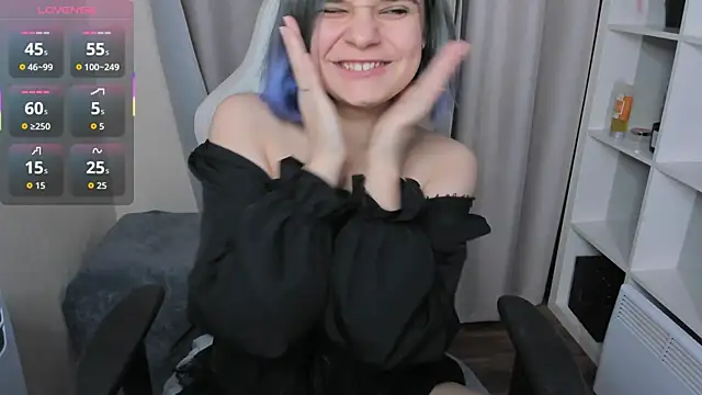 Snapshot of Gina_Dawson chatting on December 4, 2025, 10:03 am Gina Dawson online show from December 4, 2025, 10:03 am