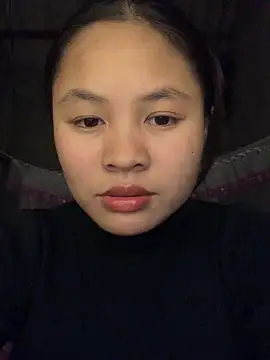 NhuFox online show from December 2, 2025, 1:02 pm