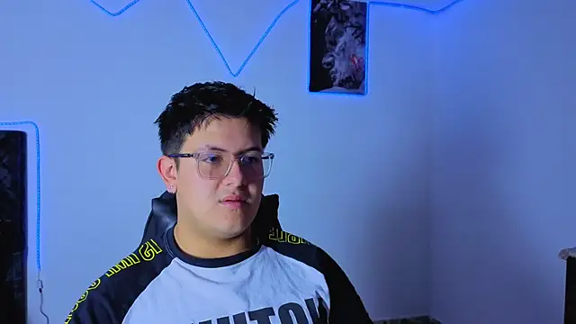 Ryan Doretti online show from November 3, 2025, 12:42 pm