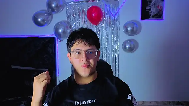 Ryan Doretti online show from November 17, 2025, 11:58 am