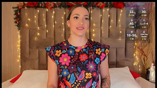 ClaradelMar online show from December 16, 2025, 10:30 am