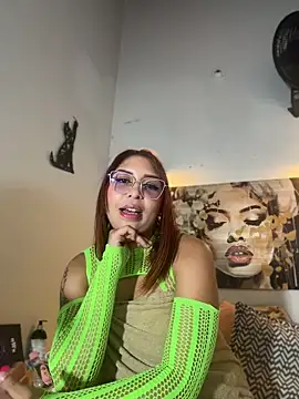 Snapshot of Violet_horny05 chatting on April 23, 2026, 4:19 pm Violet horny05 online show from April 23, 2026, 4:19 pm