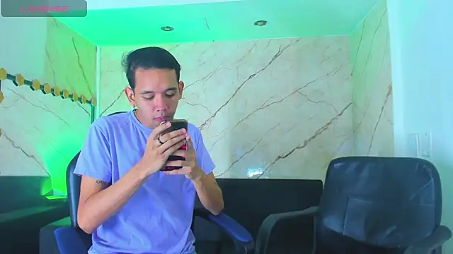 jeremytonner online show from November 18, 2025, 4:27 am