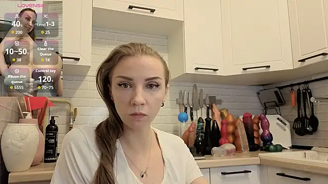 Edena  online show from June 17, 2026, 5:23 pm