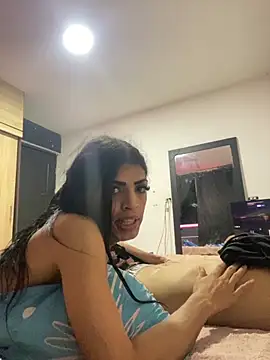 Snapshot of Lady_Dirty444 chatting on October 5, 2025, 1:40 am Lady Dirty444 online show from October 5, 2025, 1:40 am