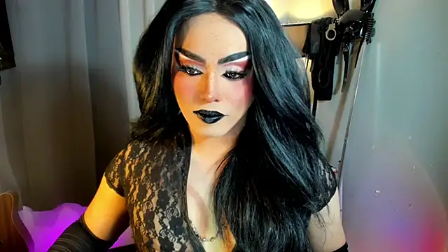 Snapshot of MagnaCumLoader17 chatting on December 18, 2025, 11:19 pm MagnaCumLoader17 online show from December 18, 2025, 11:19 pm