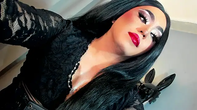 MagnaCumLoader17 online show from November 26, 2025, 10:10 pm