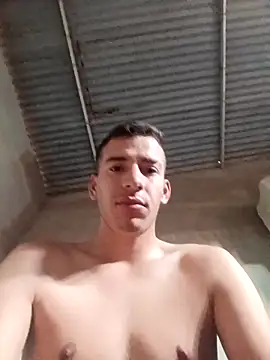 Snapshot of Jose20moro chatting on November 30, 2025, 12:17 pm Jose20moro online show from November 30, 2025, 12:17 pm