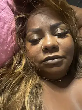 Snapshot of Pricucy chatting on July 9, 2026, 7:57 pm Pricucy online show from July 9, 2026, 7:57 pm