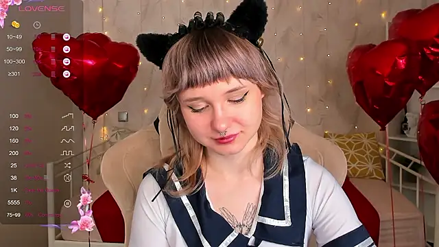 Snapshot of Tori_Cutie chatting on February 20, 2026, 12:07 am Tori Cutie online show from February 20, 2026, 12:07 am