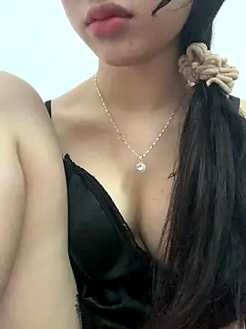 Nguyenha11 online show from December 23, 2025, 6:45 am