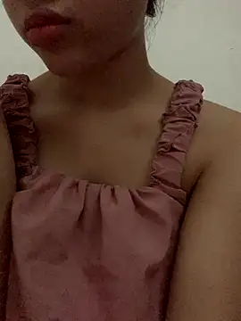 Snapshot of Nguyenha11 chatting on October 7, 2025, 8:04 am Nguyenha11 online show from October 7, 2025, 8:04 am