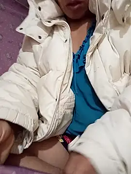 Snapshot of TinTin321 chatting on November 26, 2025, 9:26 pm TinTin321 online show from November 26, 2025, 9:26 pm