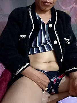 Snapshot of TinTin321 chatting on February 13, 2026, 8:53 pm TinTin321 online show from February 13, 2026, 8:53 pm