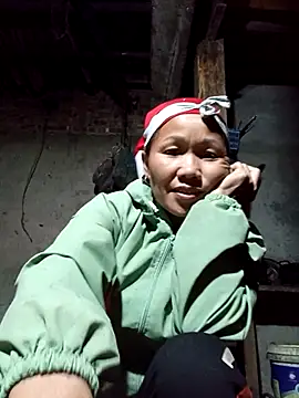 Snapshot of TinTin321 chatting on November 20, 2025, 11:00 am TinTin321 online show from November 20, 2025, 11:00 am