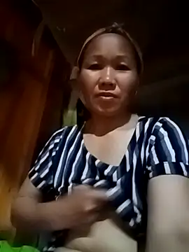 Snapshot of TinTin321 chatting on September 19, 2025, 11:47 am TinTin321 online show from September 19, 2025, 11:47 am