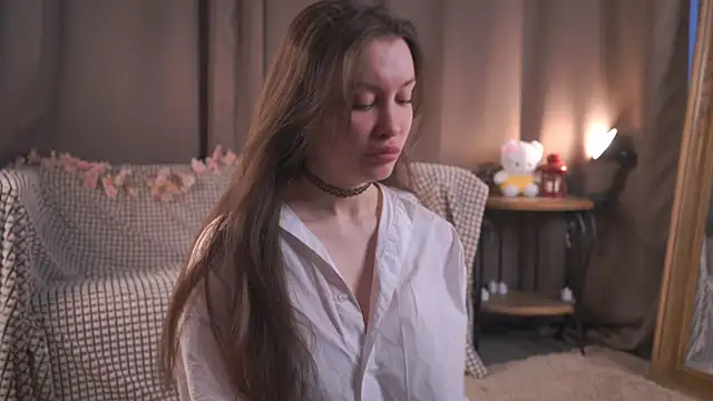 EvaDowe online show from April 22, 2026, 5:58 am