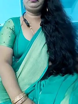 yelmaji91 online show from October 23, 2025, 5:17 am