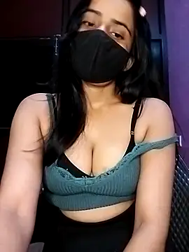 Snapshot of Amisha2 chatting on November 1, 2025, 5:07 pm Amisha2 online show from November 1, 2025, 5:07 pm