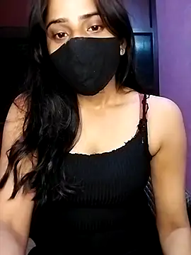 Snapshot of Amisha2 chatting on September 28, 2025, 7:10 pm Amisha2 online show from September 28, 2025, 7:10 pm