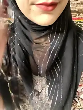 Snapshot of Indian-Aleena chatting on June 3, 2026, 2:44 pm Indian-Aleena online show from June 3, 2026, 2:44 pm