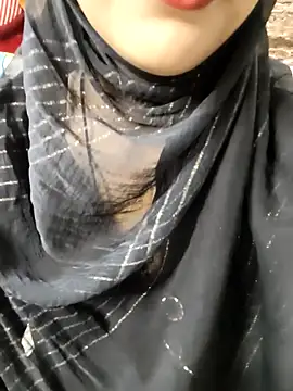 Snapshot of Indian-Aleena chatting on May 25, 2026, 6:17 pm Indian-Aleena online show from May 25, 2026, 6:17 pm